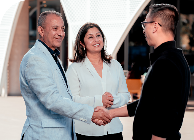Bank-side Experience to Client-side Guidance.